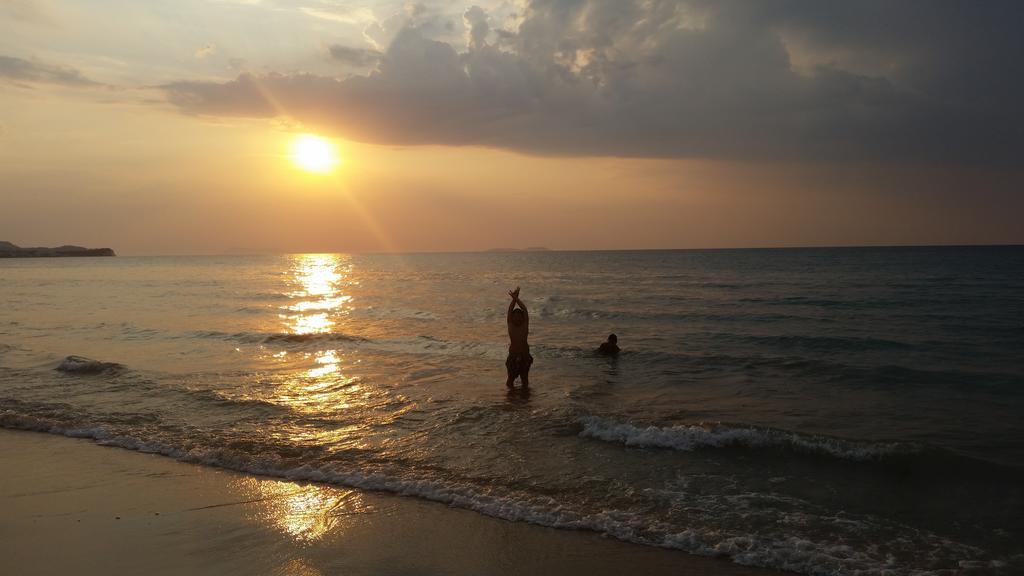 Acharavi Beach Villa Zewnętrze zdjęcie